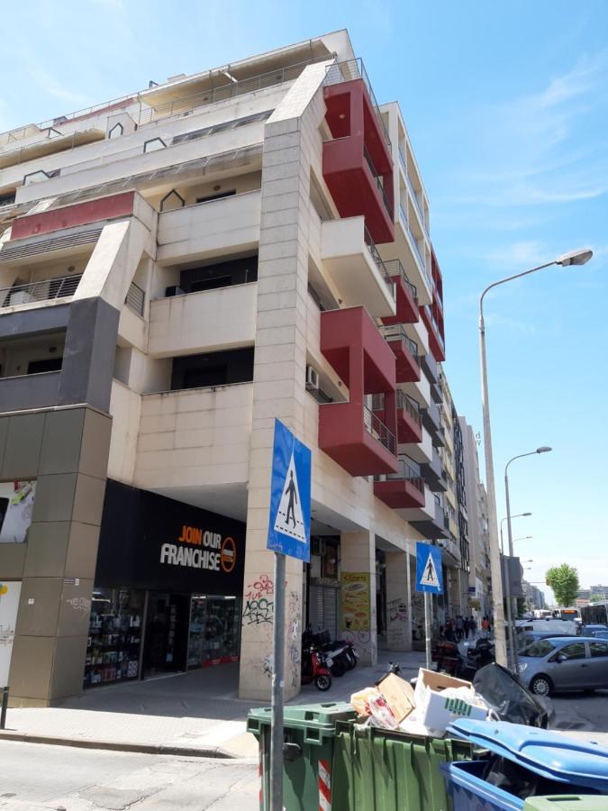 Kosmos Service Apartment City Center 1 With Additional Cost Parking Солун Екстериор снимка